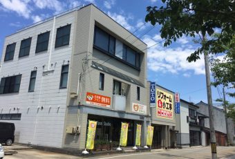 からくり時計前本店