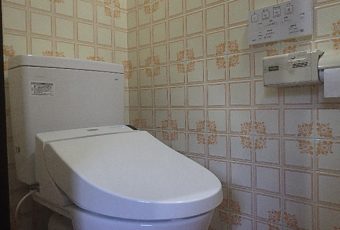 氷見市のトイレリフォーム 「30年使用した便器を最新トイレに！節水実現」