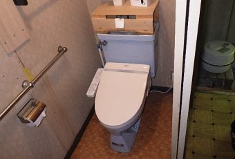 氷見市のトイレリフォーム 「便座交換！シンプル機能で使いやすい♪」