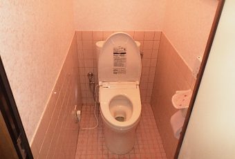 氷見市のトイレリフォーム 「割れた便器を交換！これで安心です！」