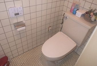 氷見市のウォッシュレット取付工事 「自動洗浄付！流し忘れの心配なし！」