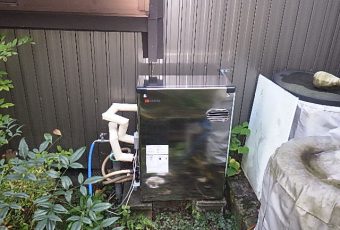 氷見市の石油給湯器交換工事 「錆に強いステンレス外装☆」