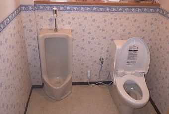 氷見市のトイレリフォーム 「男子小便器&洋式便器　W交換」