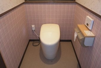 氷見市のトイレ交換　「TOTO最上級グレード ネオレスト」