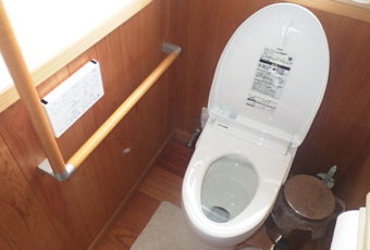 氷見市のトイレ修理 「一体型機能部・バルブユニットの交換」