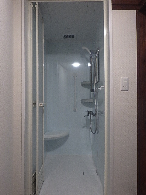 氷見市の浴室リフォーム 『シャワールーム新設』