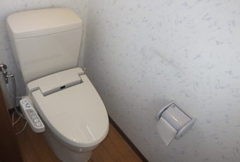 氷見市のトイレリフォーム／トイレ交換「ジャニス：バリュークリーン＋スワレット310」