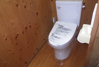 トイレ交換工事「TOTO：ピュアレストQR＋アプリコットF1」